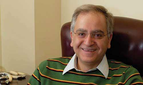 کامران وفا: پیشگام نظریه ریسمان