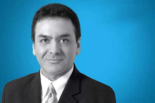 فیروز نادری: پیشگام اکتشافات فضایی